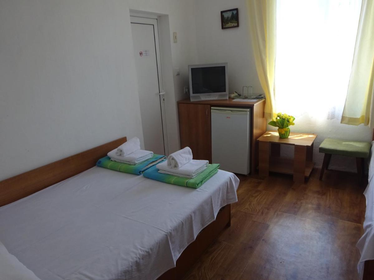 Hotel Hrisi Chernomorets Esterno foto