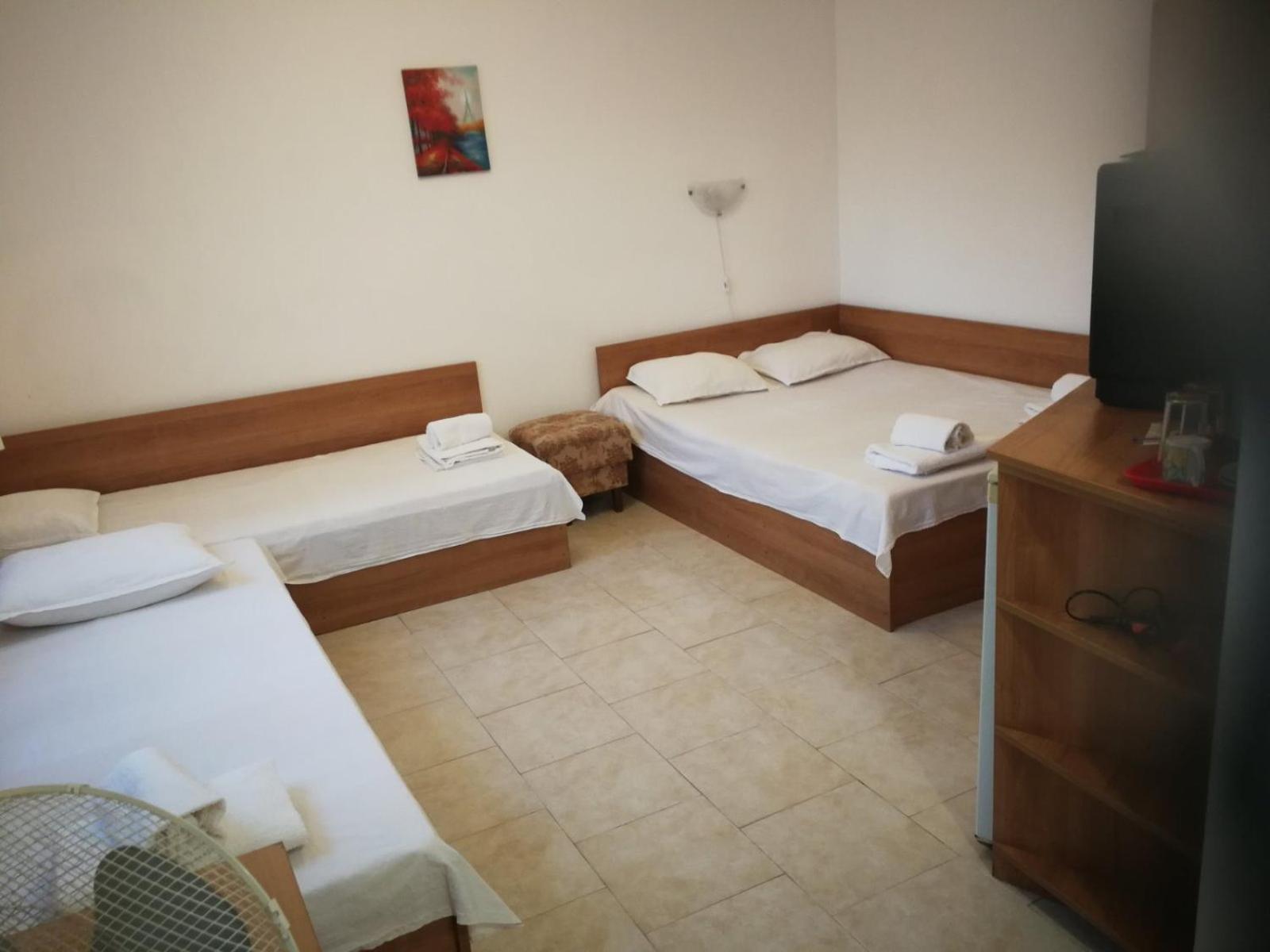 Hotel Hrisi Chernomorets Esterno foto